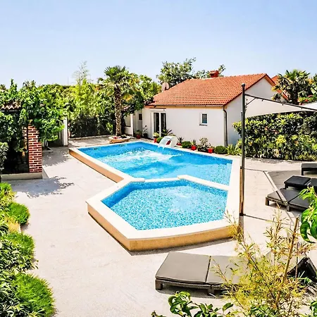 Casa de Férias Casa Sole Beheizter Pool By Interhome