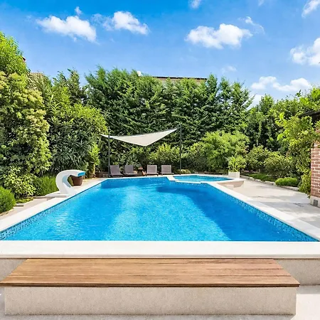 Holiday home Casa Sole Beheizter Pool By Interhome