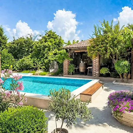 Casa Sole Beheizter Pool By Interhome * Pula